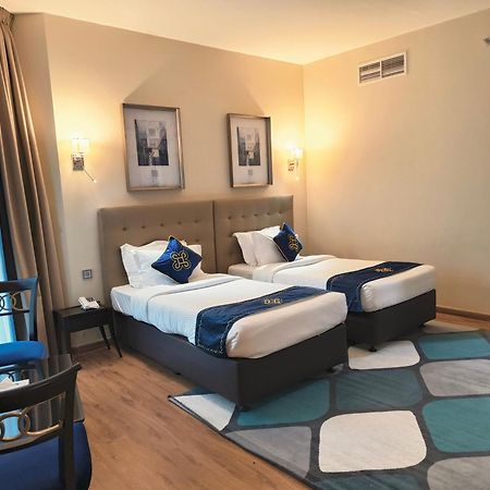 Seven Seas Hotel دبي المظهر الخارجي الصورة