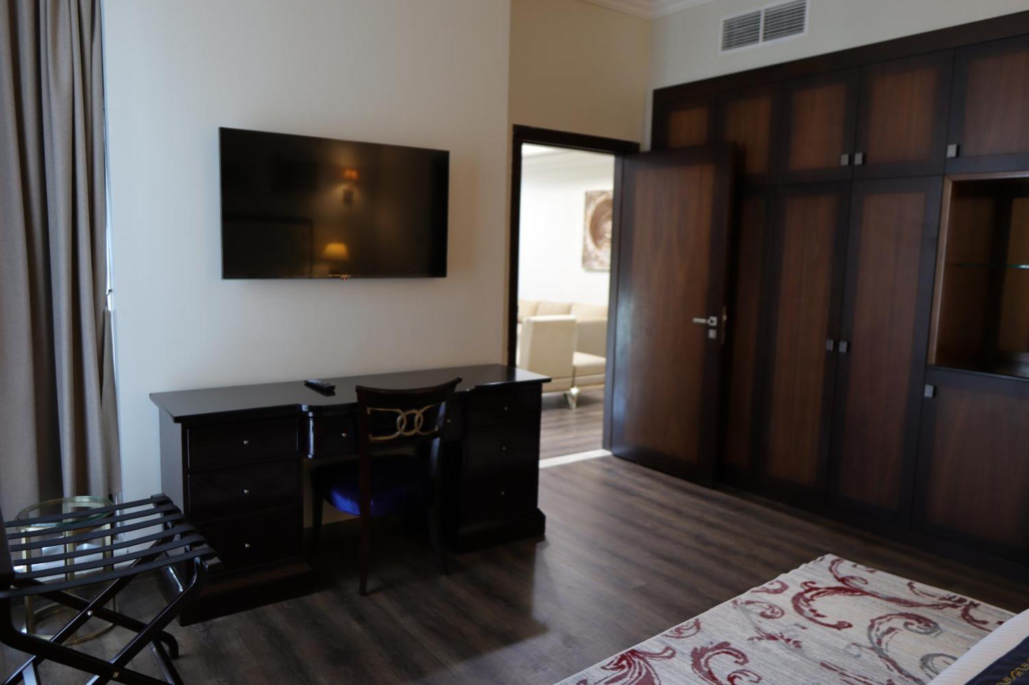 Seven Seas Hotel دبي المظهر الخارجي الصورة