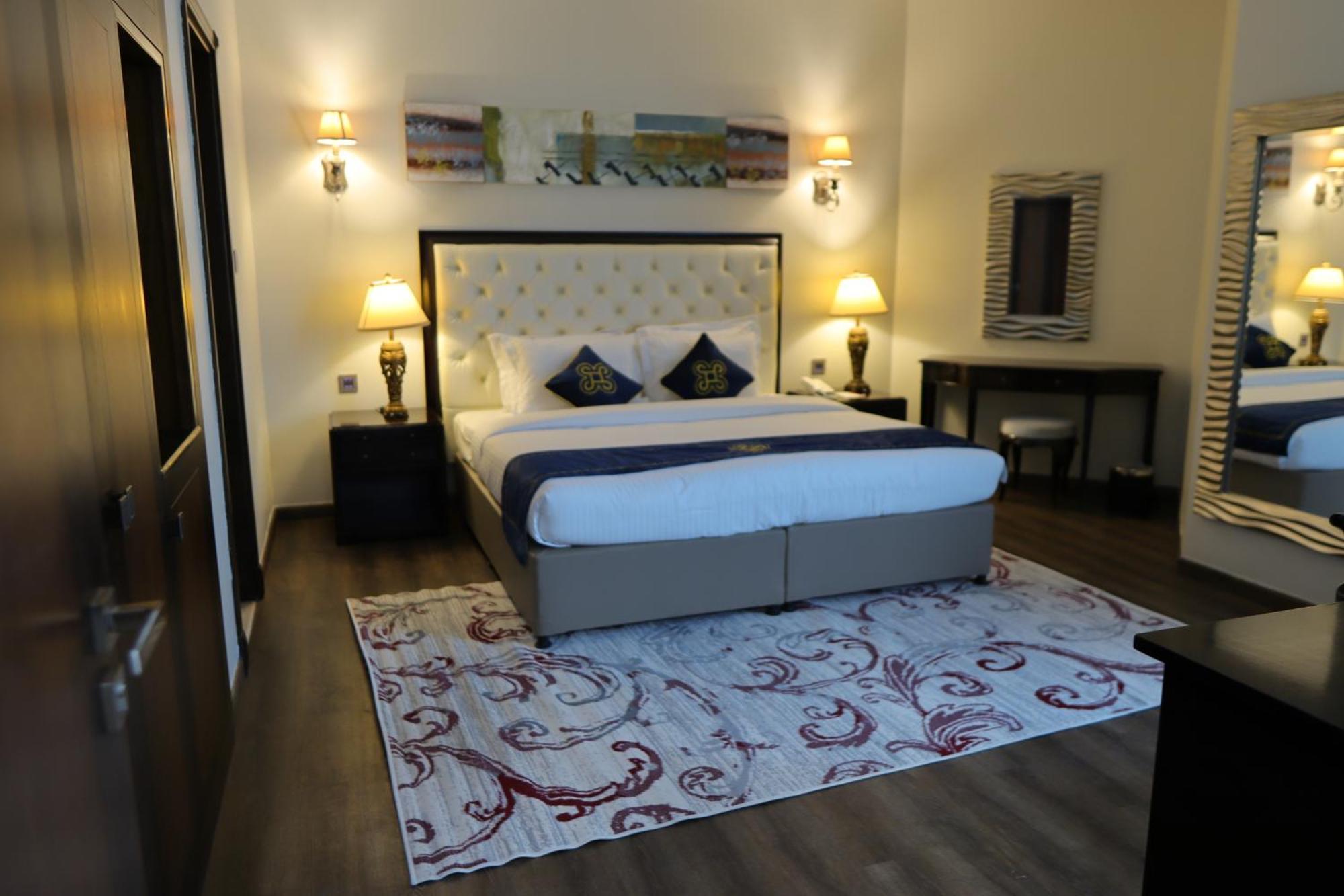 Seven Seas Hotel دبي المظهر الخارجي الصورة