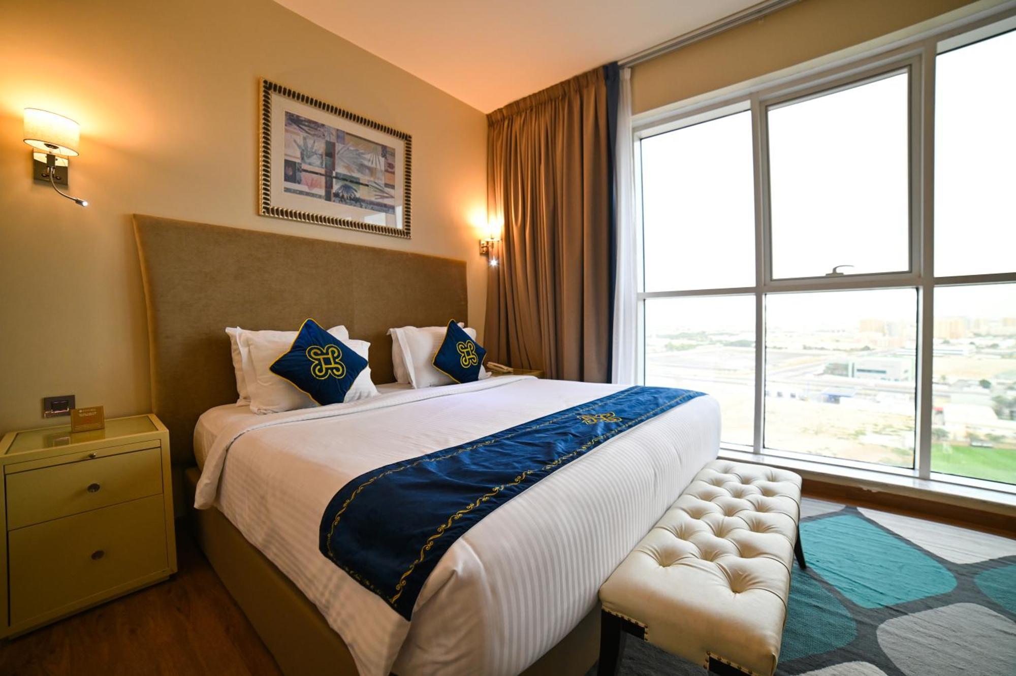 Seven Seas Hotel دبي المظهر الخارجي الصورة