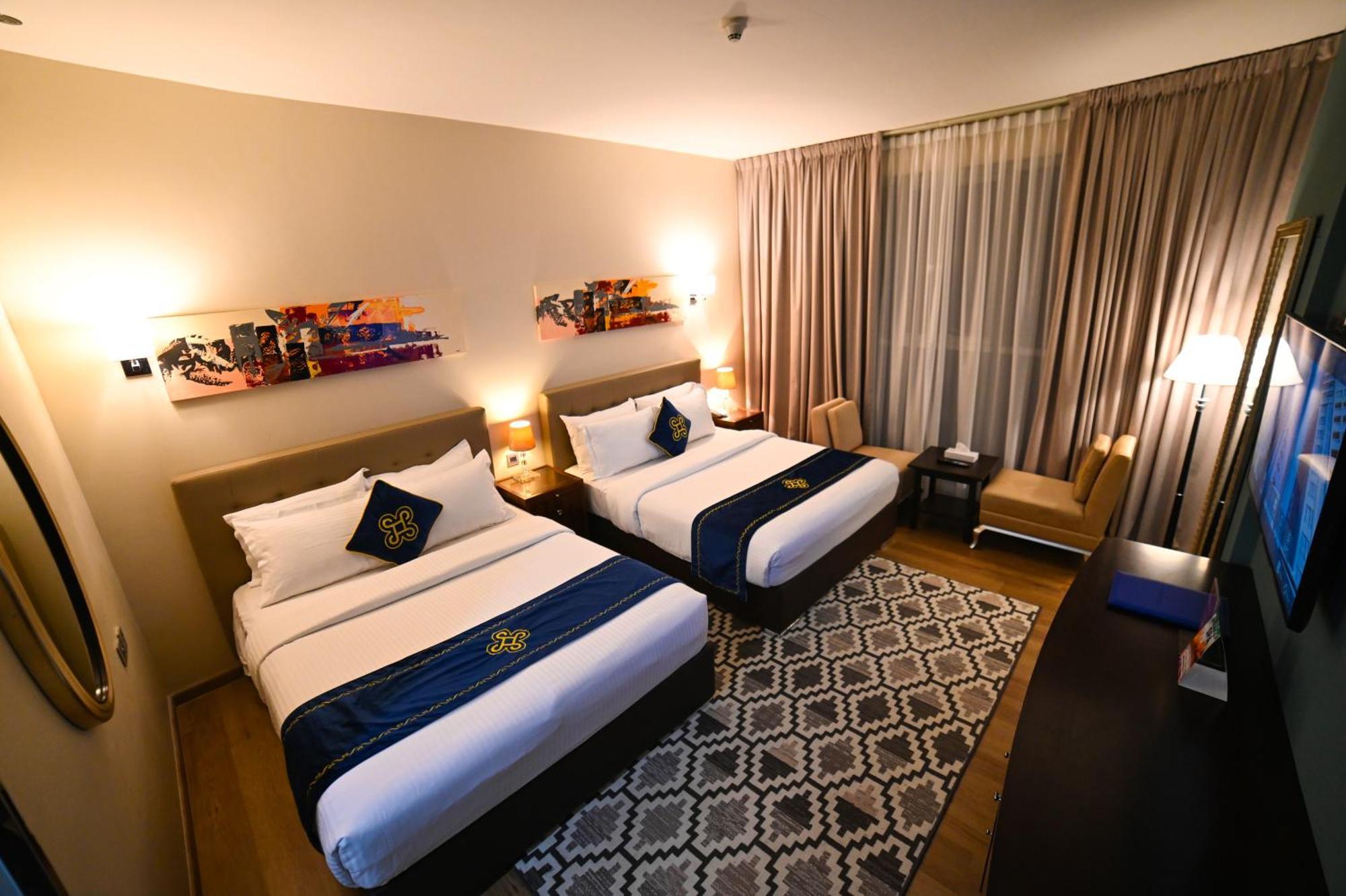 Seven Seas Hotel دبي المظهر الخارجي الصورة