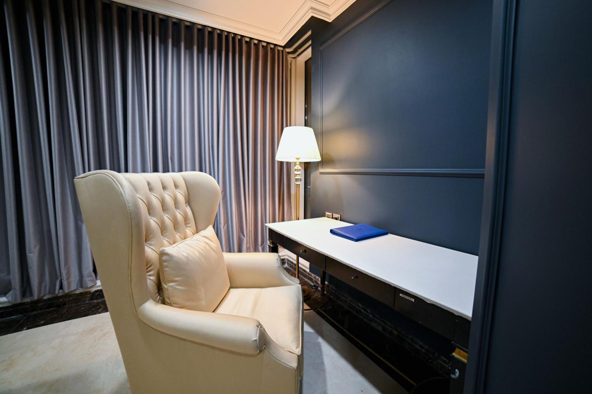 Seven Seas Hotel دبي المظهر الخارجي الصورة